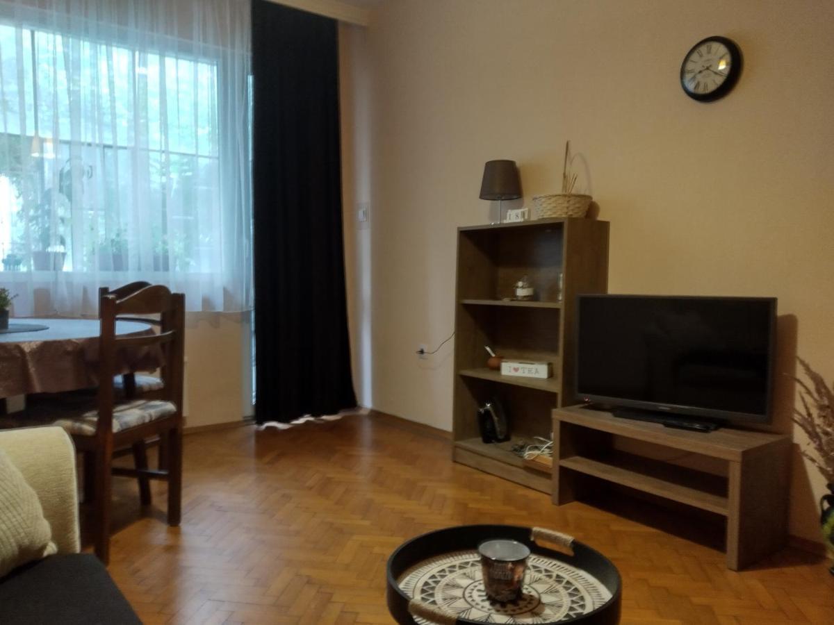 Прекрасен Апартамент В Бургас Burgas Luaran gambar